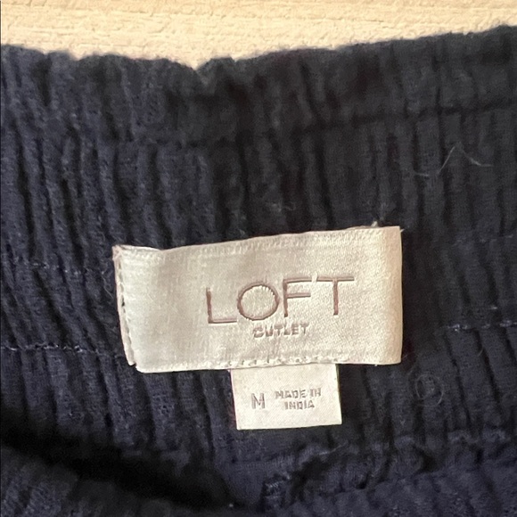 Loft Soft Cotton Navy Cropped Pants Relaxed Fit sz M - Picture 2 of 6